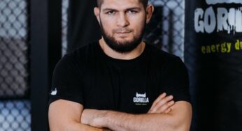 Frontier Airlines Jawab Tuduhan Pengusiran Khabib Nurmagomedov