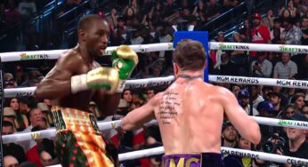 Canelo Alvarez Kalahkan Crawford Lewat KO Dramatis