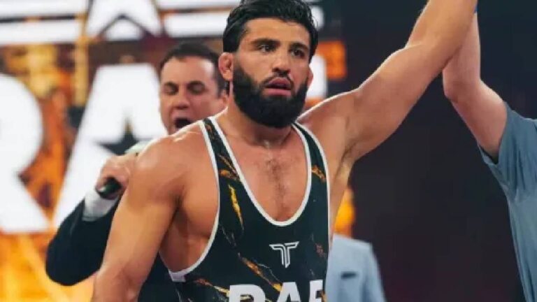 Arman Tsarukyan Tantang Colby Covington, Duel Gengsi yang Bisa Mengubah Peta Wrestling RAF