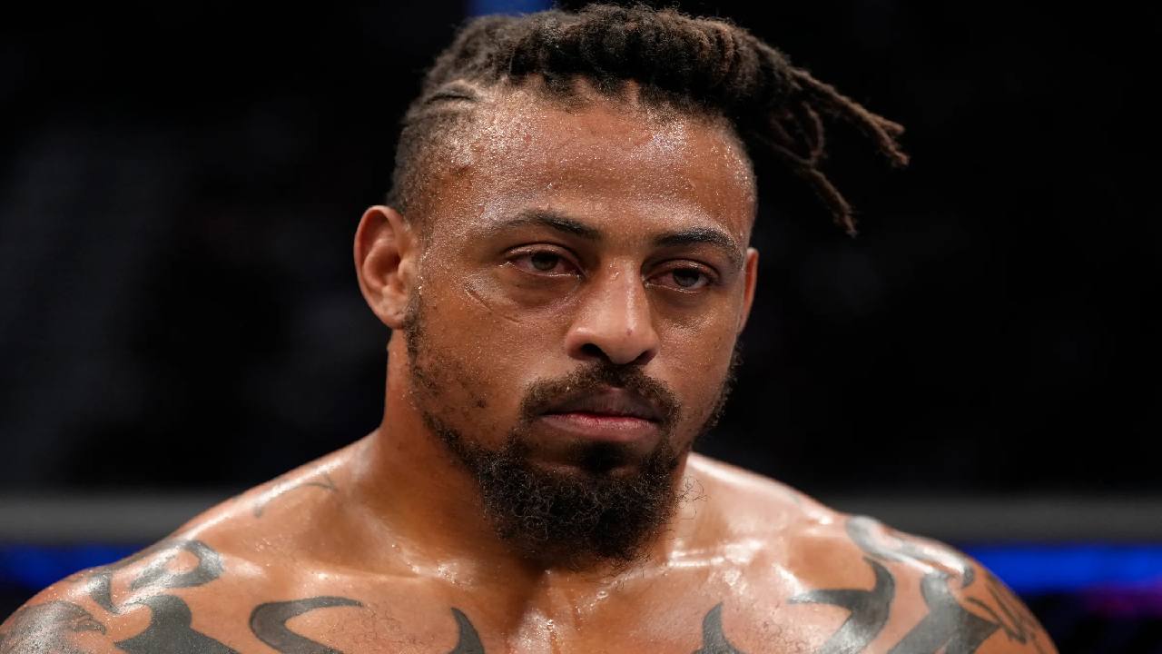 Greg Hardy Kembali Jadi Sorotan, Gagal Timbang Badan hingga 25 Pound Jelang Duel Lawan Eks Petarung UFC
